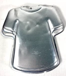 Wilton Aluminum Cake Baking Pan Sport T-shirt 1999 2105-2347 Vintage. Fixed Price $12.98.