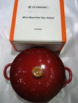 Le Creuset 12 Cm Mini Marmite Star Relief, Cerise / Red Stoneware Nib. Fixed Price $44.98.