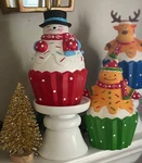 Temp-tations Set Of 2 Baby Bakes Cupcakes Pedestals Classic Holiday. Fixed Price $48.99.