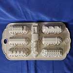 Williams Sonoma Nordic Ware Express Train Non-stick Cake Pan Mold Engine & 6 Car. Fixed Price $26.76.