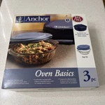 Anchor Hocking 3 Piece Oven Basics 2 Quart Baking Set With Tote New Box. Fixed Price $20.00.