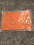 Pampered Chef Halloween Cookie & Chocolate Silicone Mold #100135 New And Sealed. Fixed Price $29.00.