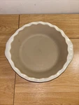 Pampered Chef Family Heritage Stoneware 9" Scalloped Deep Dish Pie Plate #061102. Fixed Price $34.99.