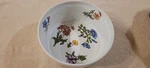 Vintage Bia Cordon Bleu Baker The Frieda Collection Floral. Fixed Price $15.00.
