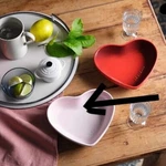 Le Creuset Seoul Sphere Heart Bowl Sugar Pink Stoneware. Fixed Price $59.00.