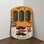 Wilton Bakeware Mustache Cookie Pan Non Stick 6 Cavities New. Fixed Price $7.70.