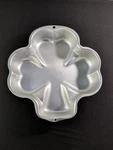 Wilton St Patrick's Day Shamrock Clover Aluminum Baking Cake Pan #2105-185. Fixed Price $11.99.