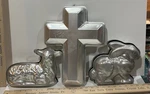 Wilton Cake Pans. Easter, Large Cross, Lamb, Bunny Rabbit. Fixed Price $79.99.