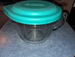 Anchor Hocking 2QTS/8 CUPS/2000ML/2 Litres Measuring Batter Bowl W/ Teal Lid Usa. Fixed Price $24.99.
