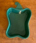Chantal Ceramic Baking Dish Green Pepper Shape 8" X 6" 16 Oz 93PBP15. Fixed Price $10.99.