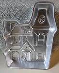 Vintage 1983 Wilton Cake Pan #502-2464 Haunted House, Halloween. Fixed Price $21.99.