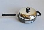 Circulon 60 Minute Miniature Skillet Kitchen Timer Frying Pan W Lid Figural Pot. Fixed Price $15.00.