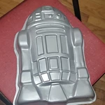 Wilton Star Wars R2-D2 Aluminum Cake Pan Vintage Model 502-425 Oven Safe. Fixed Price $28.00.