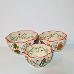 Temptations By Tara Seasonal Special Edition Christmas Scalloped 3 Bowl Set. Fixed Price $29.99.