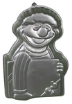 Wilton Ernie Gift Sesame Street Cake Pan 1983 502-3614 W/insert Baking Mold. Fixed Price $7.95.