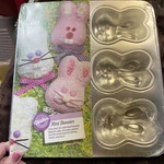 1991 Wilton Mini Bunnies 2105-4426 Cake Pan New Original Packaging W/ Tear.. Fixed Price $19.99.