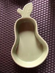 Chantal 93-PR22 Pear-shaped Green Glazed 1 Quart Bakeware Dish 2003. Fixed Price $17.99.