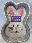 Wilton Aluminum Step By Layer Bunny Pan Cake 2003 2105-2074. Fixed Price $12.00.
