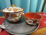 Temptations Fall Harvest Acorn Leaves Serving Bowls Set Of 2 3QT W/lid & 1. Fixed Price $50.00.