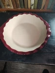 Pampered Chef Cranberry Pie Plate Stoneware Scalloped 061104 9IN. Fixed Price $27.95.