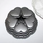 Wilton Dimensions Queen Of Hearts Bundt Cake Nonstick 10 Cup Cast Aluminum. Fixed Price $24.99.