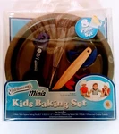 Entenmanns Kids 8 Piece Non Stick Carbonize Baking Set Brand New Still Box. Fixed Price $10.00.