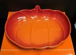 Le Creuset Volcanic Medium Pumpkin Dish Plate Stoneware 9 Inches Free Ship. Fixed Price $60.00.