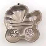 Wilton Baby Buggy Aluminum Cake Pan #2105-3319 2005. Fixed Price $8.98.