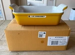 Le Creuset Stoneware Heritage Rectangular Dish 19 Cm 1.1 Qt Nectar Yellow. Fixed Price $59.99.