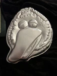 Vintage 1977 Wilton #502-7407 Sesame Street Big Bird Cake Pan Muppet Mold. Fixed Price $5.55.