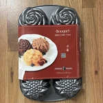 Nordic Ware Bouquet Pan 6 Cups, 3 Flower Mini Cake Baking Bundt - New. Fixed Price $20.00.