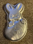 Wilton Bunny Face Cake Pan #2105-4395 Vintage 1992 Easter Baking. Fixed Price $10.00.