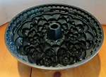 Nordic Ware Holiday Tree Bundt Cake Baking Pan 10 Cup Made Usa. Fixed Price $26.89.