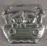 Noah's Ark Aluminum Cake Pan #2105-2026 Circa 1999 By Wilton. Fixed Price $9.99.
