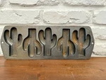 Vintage Lodge Usa Cast Iron Saguaro Cactus Mold 5CP2 15-1/2"L X 5-5/8"W Used. Fixed Price $28.27.