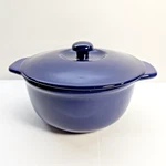 Chantal 2 Qt Dutch Oven Ceramic Stoneware Cobalt Blue, Freezer Table. Fixed Price $22.13.