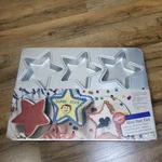 Vintage Wilton Mini Star Pan 6 Mold Anodized Aluminum Cake Brownies Gelatin. Fixed Price $10.89.