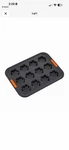 Le Creuset Snowflake 12 Holiday Non-stick Bakeware Cupcake Muffin Tray Pan. Fixed Price $19.60.