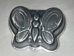 Vintage 2003 Wilton 2105-2079 Butterfly Aluminum Cake Pan Baking Mold. Fixed Price $9.99.