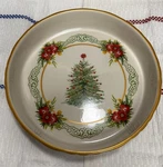 The Pioneer Woman Christmas Garland Holiday 9" Stoneware Deep Dish Pie Pan Nwt. Fixed Price $28.00.