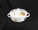 Vintage Andrea By Sadek Casserole Dish With Lid Fruit Oven Table 7237. Fixed Price $34.00.