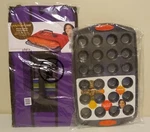 Rachael Ray Set, Oven Lovin' Mini Muffin Pan & Stowaway Potlucker - New. Fixed Price $30.00.