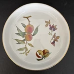 Royal Worcester Evesham Gold 10.5 Pie Baker Excellent Condition Fruit Design. Fixed Price $17.95.