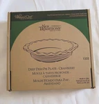9 Deep Dish Pie Plate Pampered Chef New Traditions Cranberry. Fixed Price $35.00.