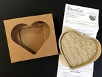Nib Pampered Chef Patriotic Heart Stoneware Mold. Fixed Price $7.95.