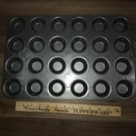 Pampered Chef Mini Muffin Cupcake Tart Pan 24 Hole #1606 Non Stick. Fixed Price $24.89.