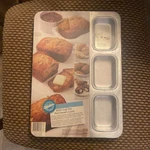 Wilton Petite Loaf Pan Servings Mini Cake- New -2105-8466 Vintage 1994. Fixed Price $16.99.