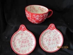 Temptations By Tara Soup Mug & Lids Floral Lace Red - BT5 P0223801. Fixed Price $26.00.