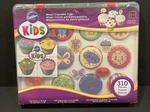 New Sealed Wilton Kids Mega Cupcake Tote Includes 250 Papers & 60 Fun Pix. Fixed Price $9.99.