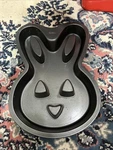 Wilton 2105-0819 Happy Easter Bunny Cake Pan Tube Non Stick Jello Mold. Fixed Price $12.00.